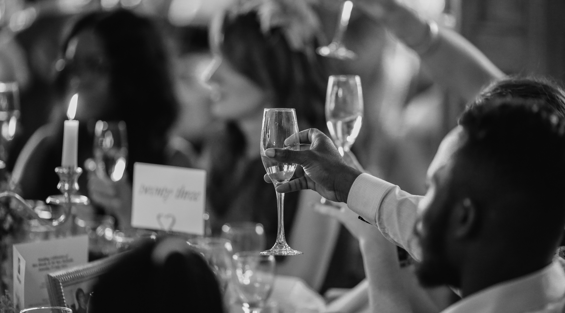 Alcohol Moderation at Weddings: Why You Should Offer an Alcohol-Free Alternative